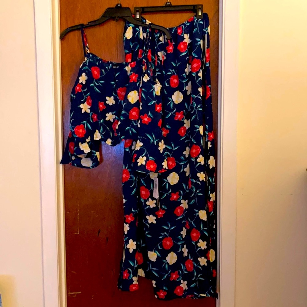 2 Piece Daytime Floral Outfit